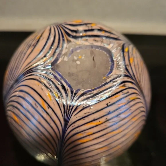 Hand Blown Feather Pull Art Glass Vase 7.25"